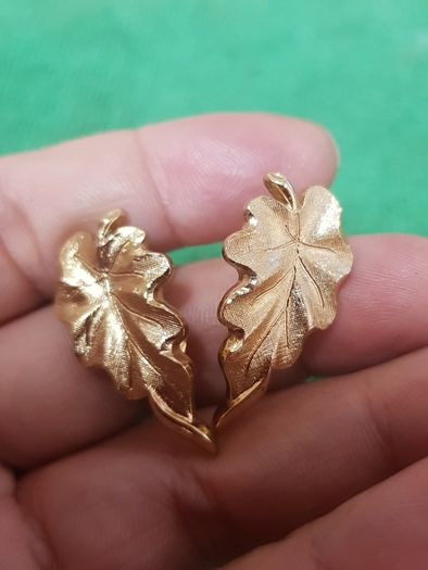 Vintage Monet Golden Tone Earrings