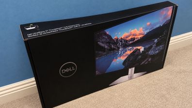 Dell UltraSharp 27inch U2724DE Thunderbolt Hub Monitor - BRAND NEW and SEALED