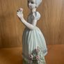 Tengra Valencia Spain Vintage Porcelain Figurine of a Girl with Roses Image 3