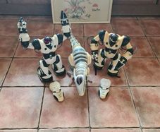 Wowwee RC Robosapian X 2 With Remotes + Roboraptor Dinosaur T Rex Robot For Parts Repair(GAR)