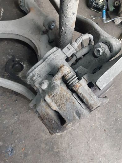 audi a4 b8 nearside passenger side complete rear hub suspension