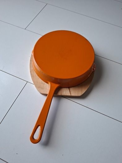 Round brunch pan