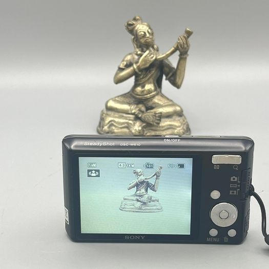 Sony Cybershot DSC-W610 Digital Camera - Black - Full Kit - 14mp
