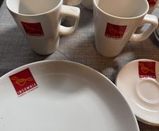 Plates and Mugs Insomnia 26 pieces