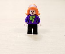 LEGO Scooby Doo Daphne Blake Minifigure