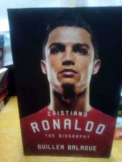 Football, Rugby, GAA, UFC + Sports books/DVD'S- Alex Ferguson/Roy Keane/John Giles/Christiano Ronaldo/Brian O'Driscoll/Ronan O'Gara