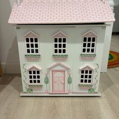 Doll House Fully Furnished with Dolls and Accessories
