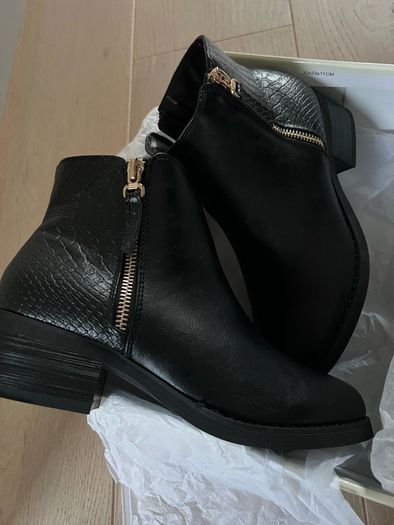 Miss KG black ankle boots size 37 (never use)