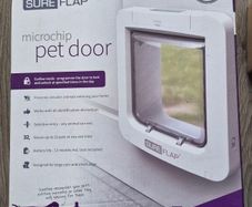 Microchip Automatic Pet Door