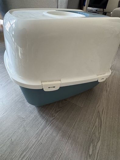 Cat / pet toilet