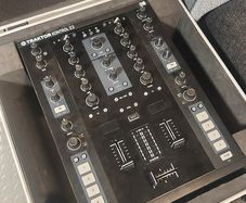 Traktor Kontrol Z2
