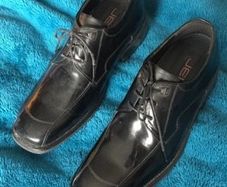 New hidden 'height' shoes uk8