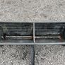 Lawn seed and fertiliser spreader Image 4