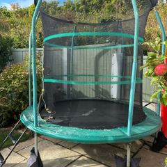 8 foot trampoline