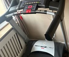 BH fitness F9R dual treadmill