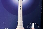 Oral B Pro 1 Braun Electric Toothbrush brand new