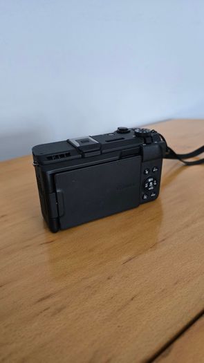 Canon PowerShot V1 Excellent Condition