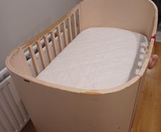 Leander cot