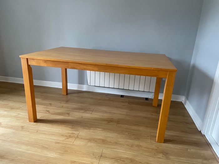 Kitchen table