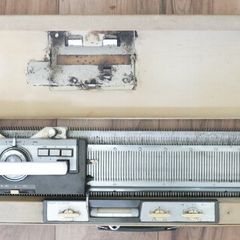 Knitting Machine Knitmaster  ES-302