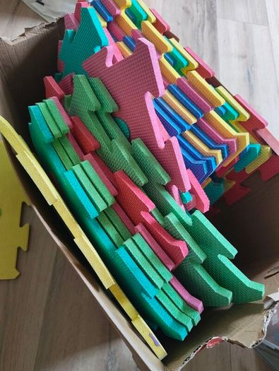 playroom floor tiles