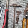 Hand tools and toolbag Image 9