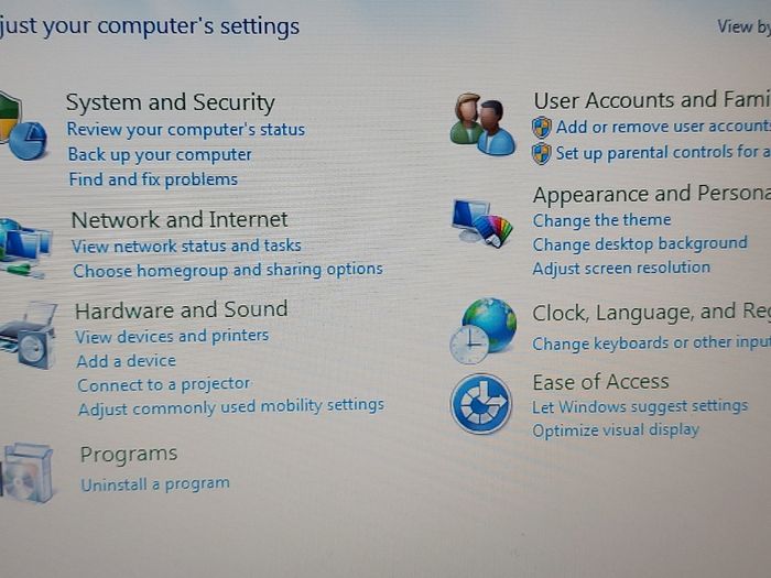 ACER EXTENZA 4220, Vintage, Intel Celeron CPU 530, 1.73GHZ, 32bit, 512mb Ram, 65GB HDD, Windows 7,  Firefox, Opera, Chrome and VLC