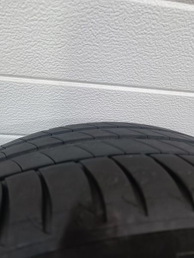 Bargain Audi alloys tyres