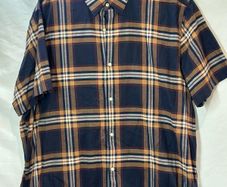 short-sleeve button-down casual shirt