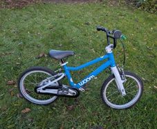 Woom 3 with kickstand, great condition