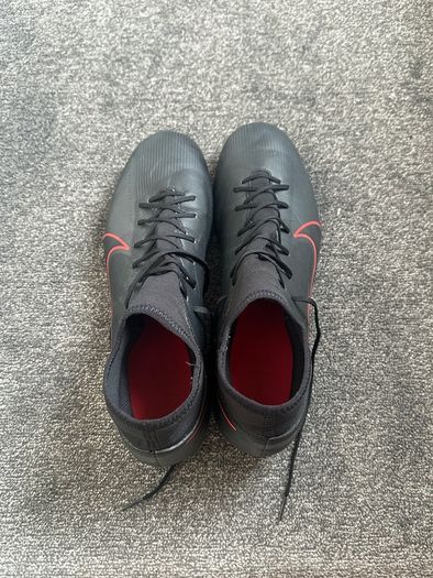 Nike boots