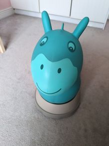 Micro ride on Space hopper