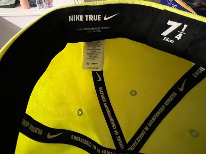 nike cap