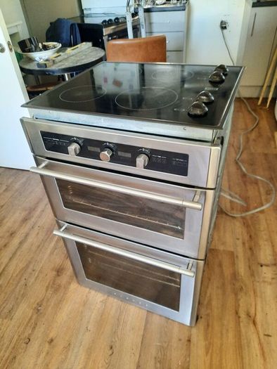 Stoves Electric Cooker & Hob( can deliver)