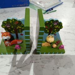 Book ends