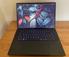 Razer Blade 16 i9-14900HX RTX 4070 16GB