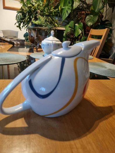 fine royal porcelain studio collection -tea pot
