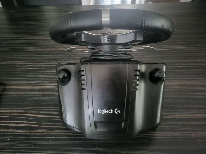 Logitech G29 Racing Wheel & Pedals