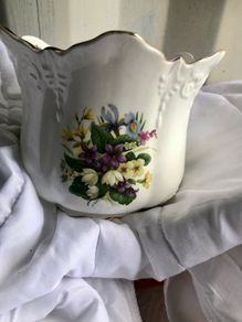 Beautiful English fine bone china plant pot