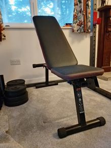 Weight bench