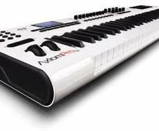DAW controller M-Audio Axiom Pro 61