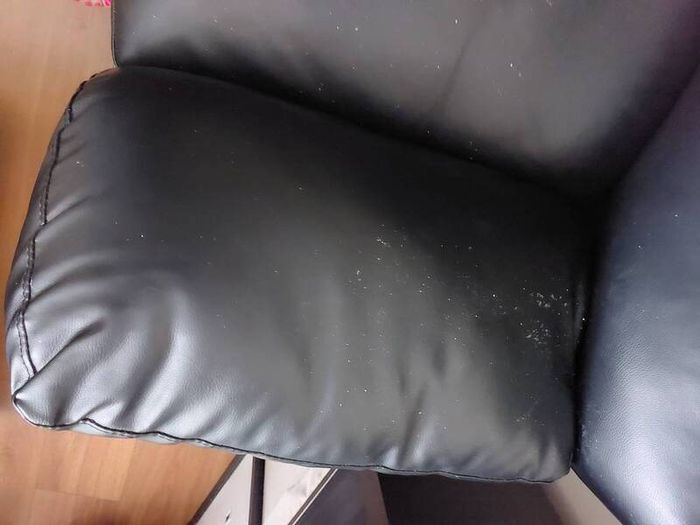 Immaculate Black Leather Look Sofa Set
