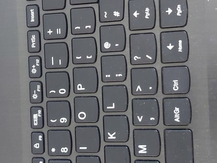 Lenovo Ideapad 310-15ABR, Model 80ST, AMD A10-9600P R5, `10 Compute Cores, 4C + 6G, 2.4GHz, Windows 10, Microsoft Edge, Chrome, and VLC