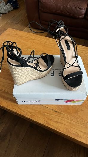 Office sandals