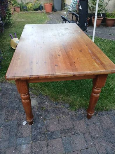 Dining Table 5'