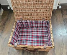 Picnic basket