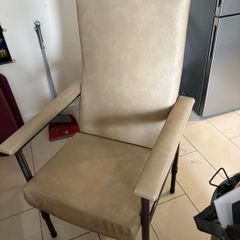 orthopedic chair