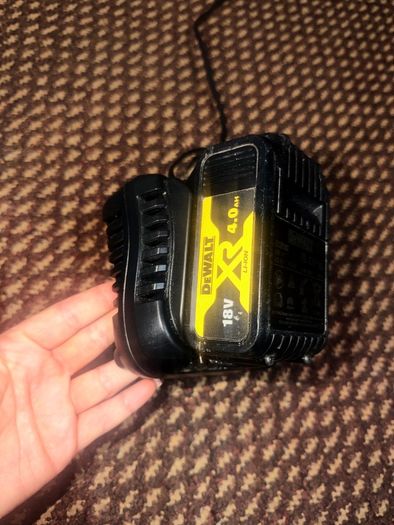 battery and battery charger