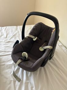 Maxi Cosi Pebble Infant Car Seat