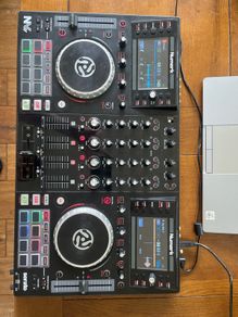 Numark NVII DJ Controller